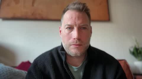 Snapshot of chris2024x chatting on 04-11-26, 08:29 Christian online show from 04-11-26, 08:29