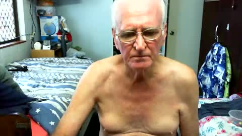 Snapshot of chris51117 chatting on 07-13-26, 12:02 Chris online show from 07-13-26, 12:02