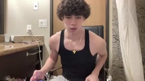 chris_baker1 online show from 03-17-26, 04:50