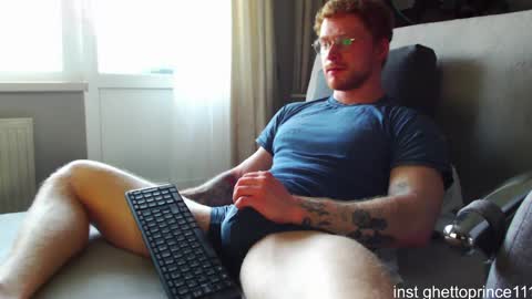 redhead thief of sausages and hearts online show from 05-20-26, 02:51
