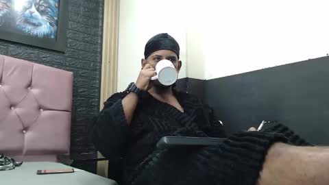 Snapshot of chris_dick2 chatting on 10-17-25, 06:49 chris_dick2 online show from 10-17-25, 06:49