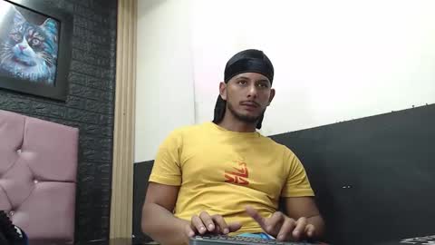 Snapshot of chris_dick2 chatting on 10-18-25, 07:09 chris_dick2 online show from 10-18-25, 07:09