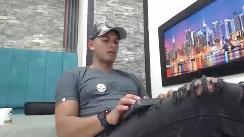 Snapshot of chris_dick2 chatting on 11-26-25, 05:19 chris_dick2 online show from 11-26-25, 05:19