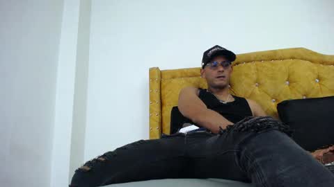 chris_dick2 online show from 05-31-26, 05:48
