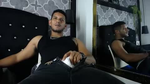 Snapshot of chris_dick2 chatting on 07-17-26, 05:25 chris_dick2 online show from 07-17-26, 05:25