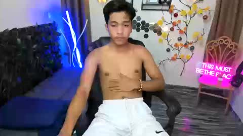 chris_hardfucker online show from 12-17-25, 03:34