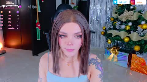 Snapshot of chris_parker01 chatting on 01-05-25, 12:53 juli Instagram july rv17 - Twitter juli rv17 online show from 01-05-25, 12:53