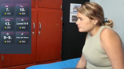 Snapshot of chris_sharon2023 chatting on 02-26-25, 08:33 Yarixa online show from 02-26-25, 08:33