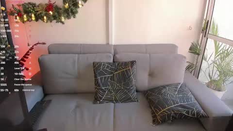 Im Chirs IM MODEL INDEPENDT online show from 12-09-24, 09:26