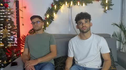 Im Chirs IM MODEL INDEPENDT online show from 12-31-24, 03:01