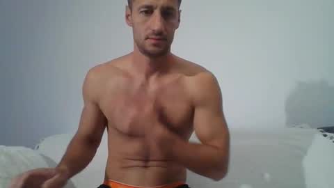 Snapshot of chrisaron chatting on 10-20-25, 03:18 chrisaron online show from 10-20-25, 03:18