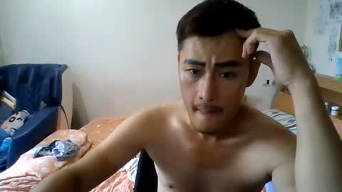 Snapshot of chrischarlchang chatting on 06-18-26, 04:35 M I T online show from 06-18-26, 04:35