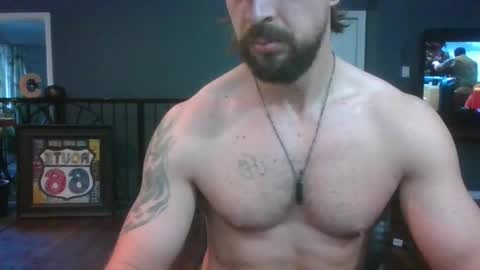 Snapshot of chrisfroom chatting on 11-17-25, 09:09 chrisfroom online show from 11-17-25, 09:09