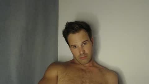 Chris Hemsworth online show from 02-09-26, 06:56