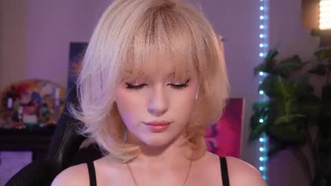 Snapshot of chriss_foxx chatting on 06-17-26, 03:35 chriss_foxx online show from 06-17-26, 03:35