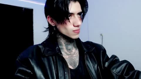 CHRIS  INDEPENT MODEL online show from 02-13-25, 09:17