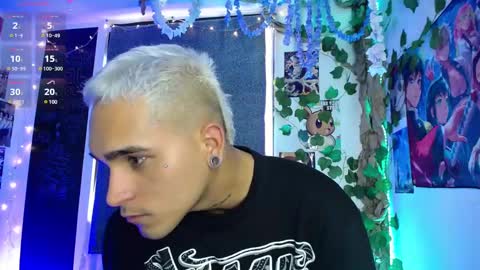 Christian Wang online show from 12-19-24, 06:34