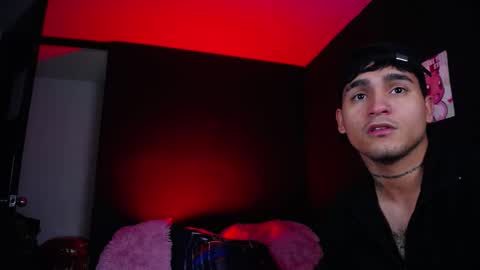 Christian Wang online show from 09-25-25, 01:20