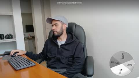 Cardamomo online show from 11-16-25, 03:28