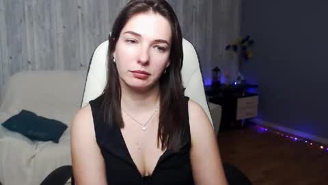 Christi online show from 11-18-25, 09:36