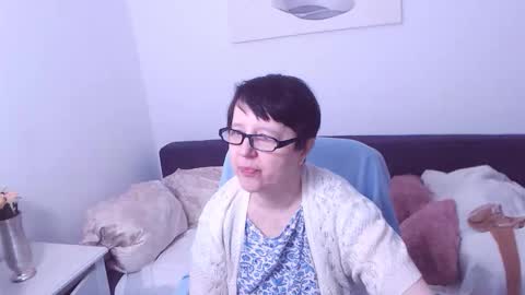 Christa online show from 02-01-26, 03:32