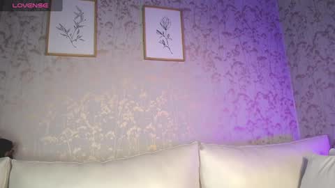 Snapshot of christianm_18 chatting on 12-13-24, 06:21 Chris online show from 12-13-24, 06:21