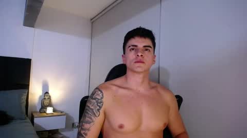 Snapshot of christianvalenzia chatting on 11-07-25, 11:05 Christian online show from 11-07-25, 11:05