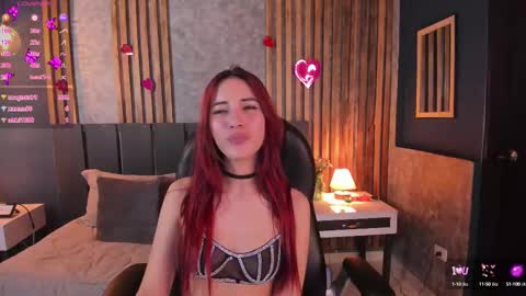 Snapshot of christina_johns chatting on 02-23-25, 06:12 Hi Im Christina. . Dont forget to follow me to have me close to you online show from 02-23-25, 06:12