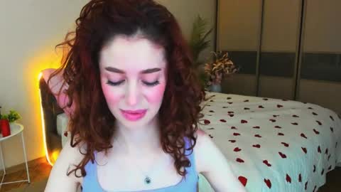 christinaconteeree online show from 04-03-26, 08:07