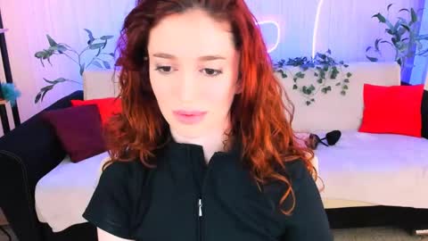 christinaconteeree online show from 05-31-26, 06:09