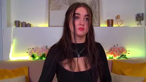 Christina online show from 02-18-25, 09:53