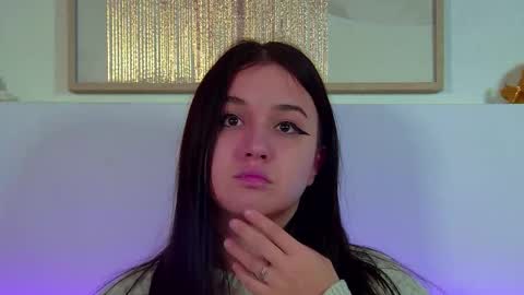 Christina online show from 10-05-25, 05:50