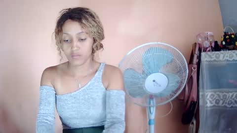 Snapshot of christine213 chatting on 03-08-25, 11:48 christine213 online show from 03-08-25, 11:48