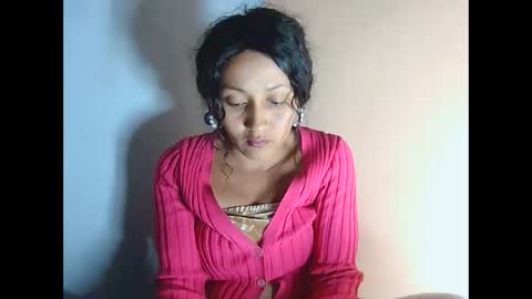 Snapshot of christine213 chatting on 10-05-25, 02:48 christine213 online show from 10-05-25, 02:48