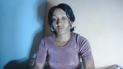 Snapshot of christine213 chatting on 11-05-25, 12:21 christine213 online show from 11-05-25, 12:21