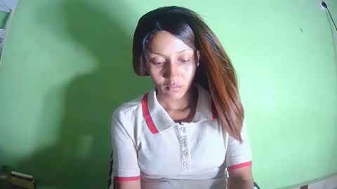 christine213 online show from 02-11-26, 08:36