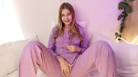 Christine Cardo online show from 06-15-26, 11:40