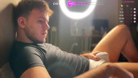 Christopher online show from 12-21-25, 09:33