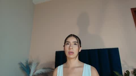 Snapshot of christy_seaa chatting on 05-19-26, 12:11 Christy online show from 05-19-26, 12:11