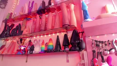 christy online show from 12-19-24, 03:40