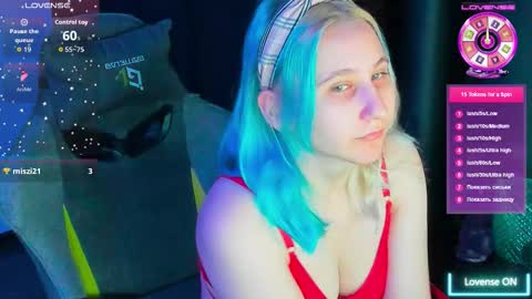 Snapshot of christyw3b chatting on 11-07-25, 05:35 christyw3b online show from 11-07-25, 05:35