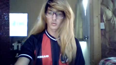 Snapshot of chrisvibess chatting on 07-28-26, 12:34 chrisvibess online show from 07-28-26, 12:34