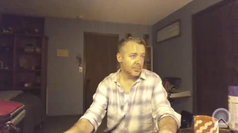 chrisw8121 online show from 03-26-26, 01:22