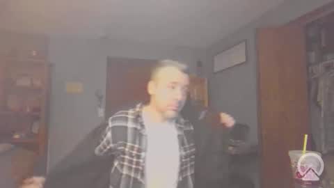 chrisw8121 online show from 04-03-26, 05:27