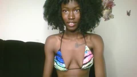 Snapshot of chroe22 chatting on 03-09-26, 01:53 chroe22 online show from 03-09-26, 01:53