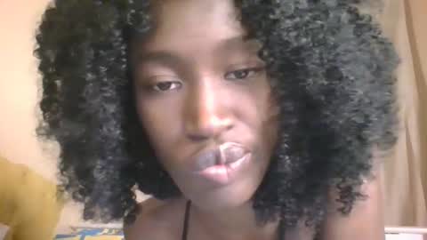 Snapshot of chroe22 chatting on 04-16-26, 09:39 chroe22 online show from 04-16-26, 09:39