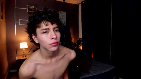 Snapshot of chrristopher77 chatting on 09-29-25, 01:27 chrristopher77 online show from 09-29-25, 01:27