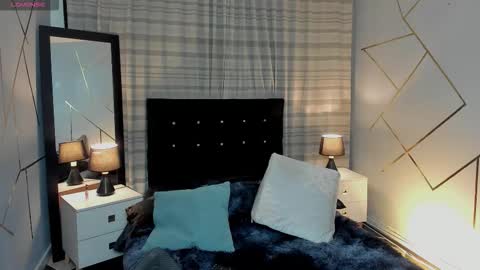 Snapshot of chrristopher77 chatting on 10-15-25, 04:23 chrristopher77 online show from 10-15-25, 04:23