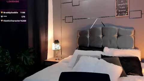 Snapshot of chrristopher77 chatting on 11-27-25, 03:58 chrristopher77 online show from 11-27-25, 03:58