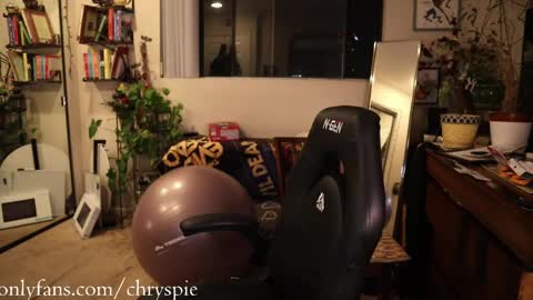 Snapshot of chrysanthulu chatting on 05-23-26, 05:34 Chrys online show from 05-23-26, 05:34